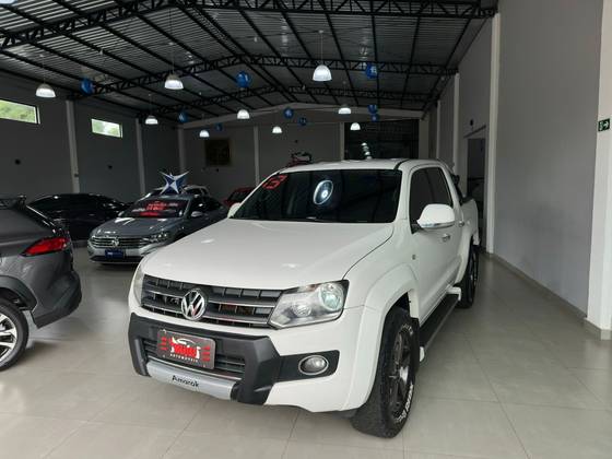 VOLKSWAGEN AMAROK 2.0 HIGHLINE 4X4 CD 16V TURBO INTERCOOLER DIESEL 4P AUTOMÁTICO VOLKSWAGEN AMAROK 2.0 HIGHLINE 4X4 CD 16V TURBO INTERCOOLER DIESEL 4P AUTOMÁTICO